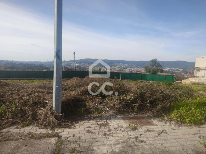 Terreno para Venda em Vila Nova de Famalicão e Calendário