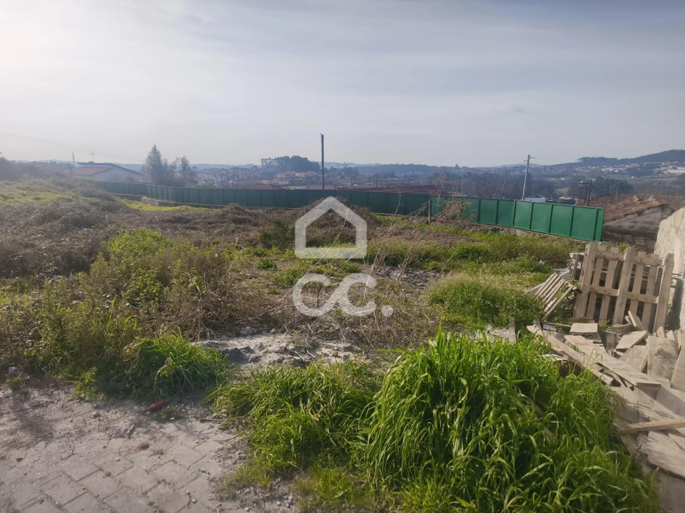Terreno para Venda em Vila Nova de Famalicão e Calendário Foto 3