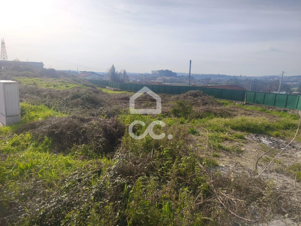 Terreno para Venda em Vila Nova de Famalicão e Calendário Foto 4
