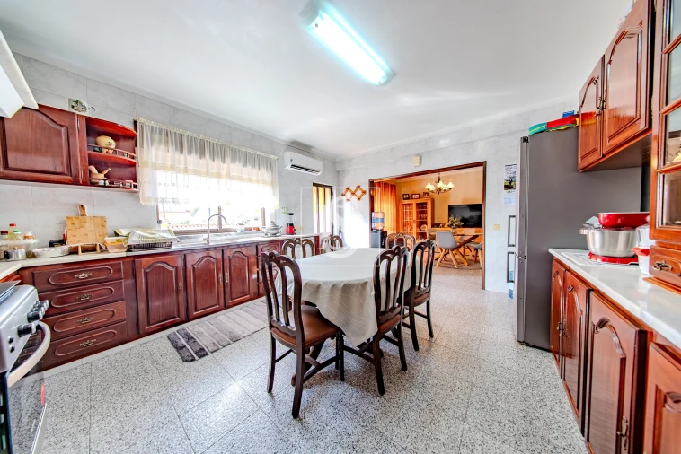 Moradia T3 para Venda em Riachos Foto 7