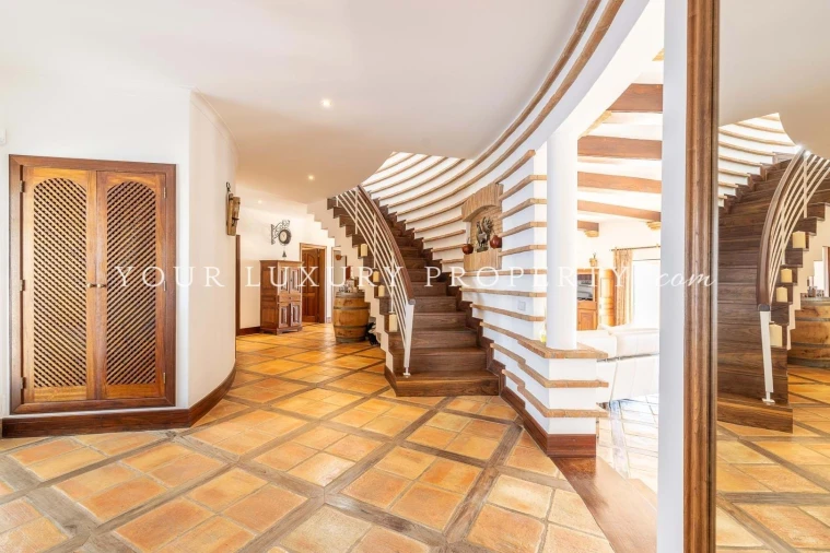 Moradia T4 para Venda em Almancil Foto 19