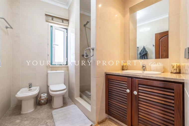 Moradia T4 para Venda em Almancil Foto 25