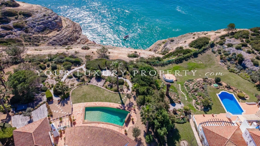 Moradia T4 para Venda em Almancil Foto 4