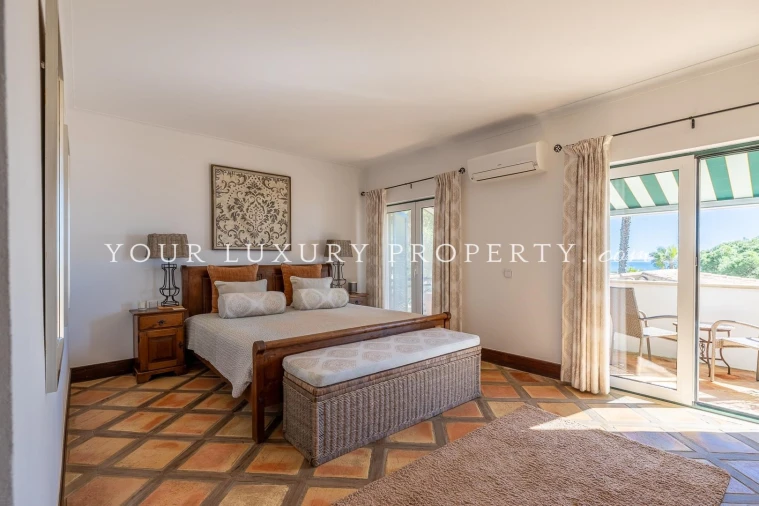 Moradia T4 para Venda em Almancil Foto 21