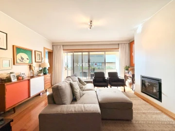 Apartamento T3 para Venda em Aldoar, Foz do Douro e Nevogilde