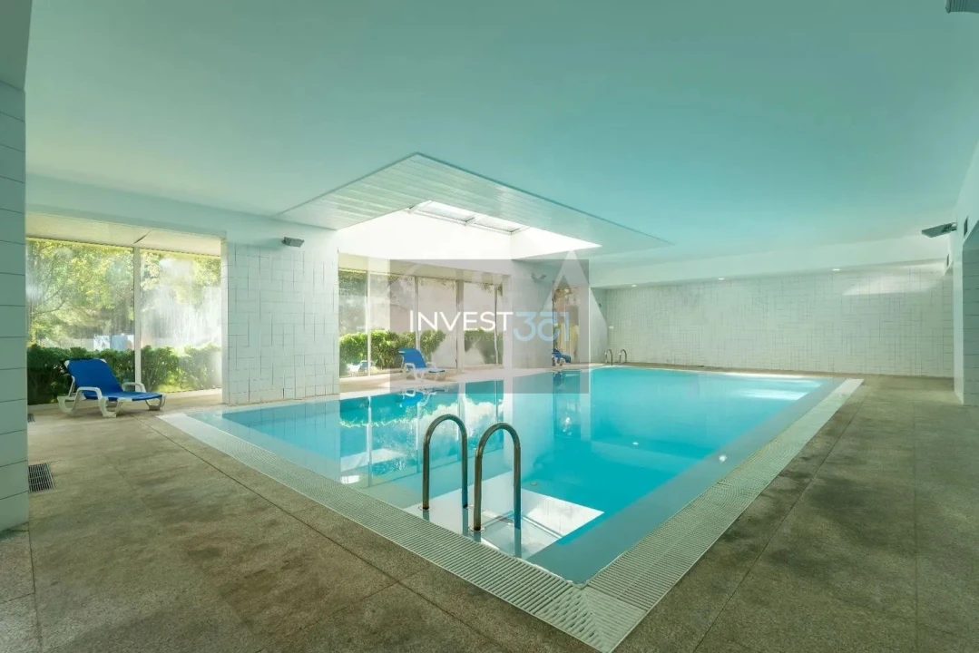 Apartamento T3 para Venda em Aldoar, Foz do Douro e Nevogilde Foto 2