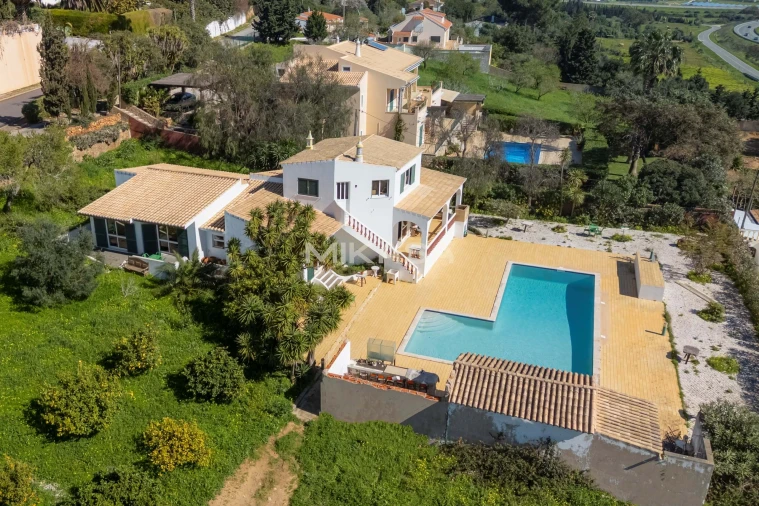 Moradia T4 para Venda em Luz Foto 23