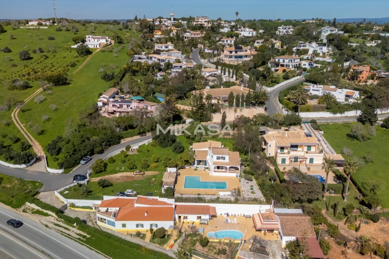 Moradia T4 para Venda em Luz Foto 21