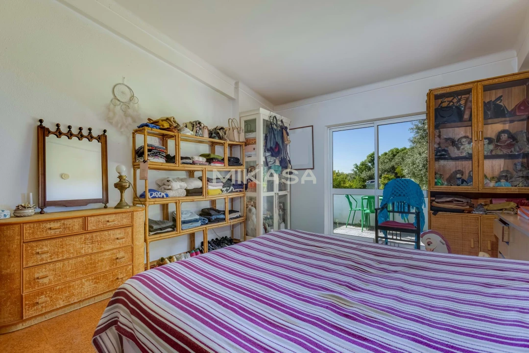 Moradia T4 para Venda em Luz Foto 11