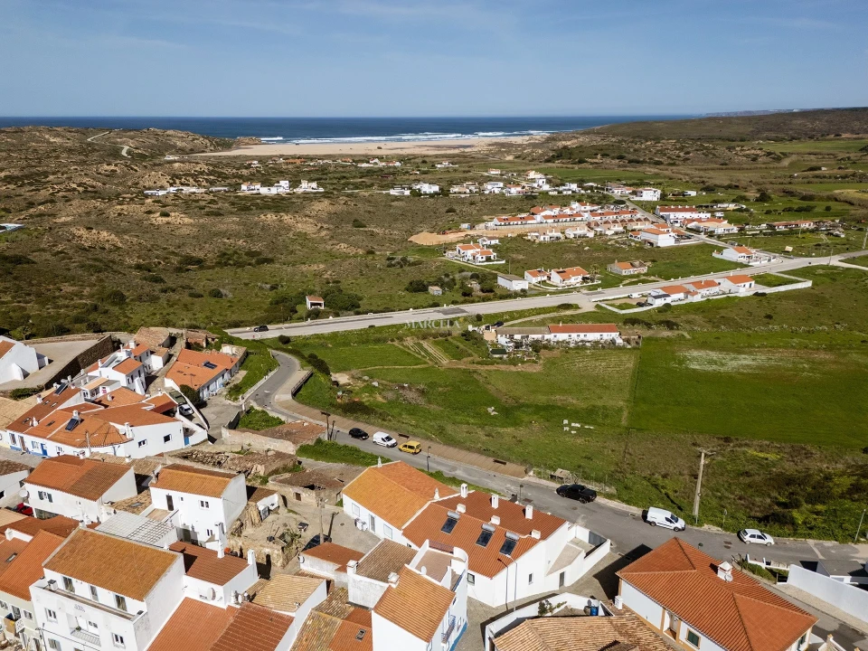 Moradia T2 para Venda em Bordeira Foto 18