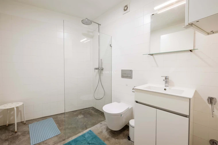 Moradia T2 para Venda em Bordeira Foto 8