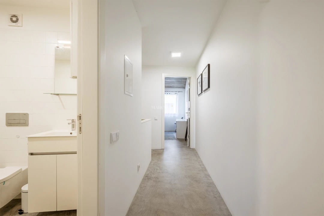 Moradia T2 para Venda em Bordeira Foto 10