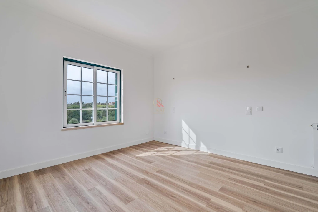 Moradia T3 para Venda em São Silvestre Foto 29