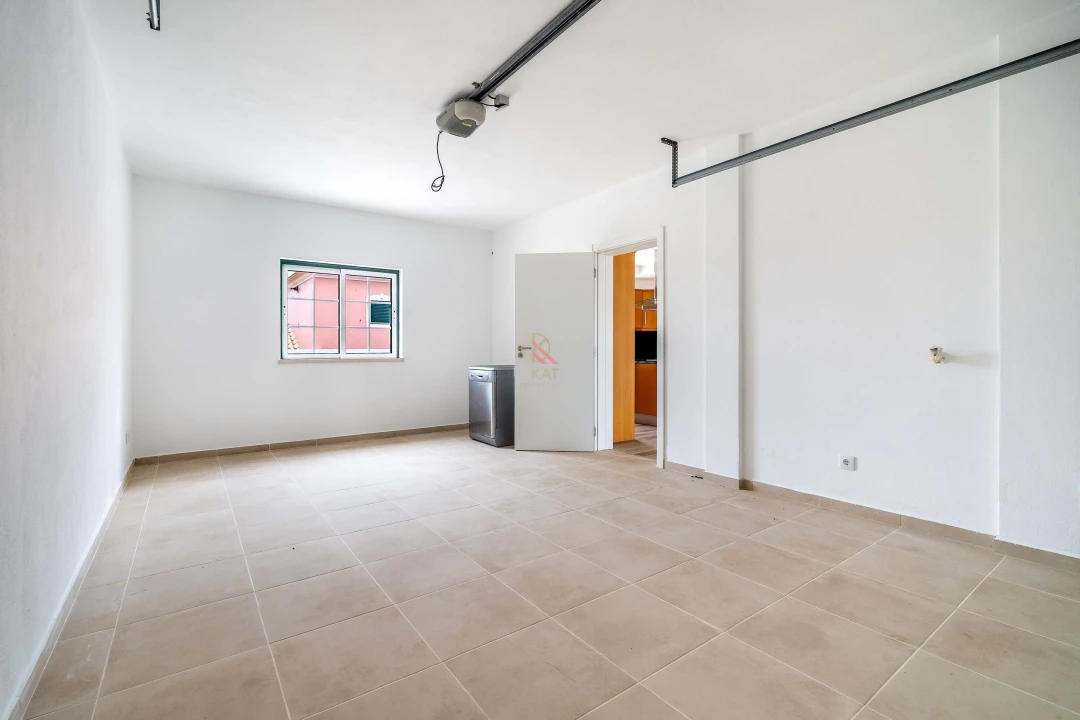 Moradia T3 para Venda em São Silvestre Foto 40