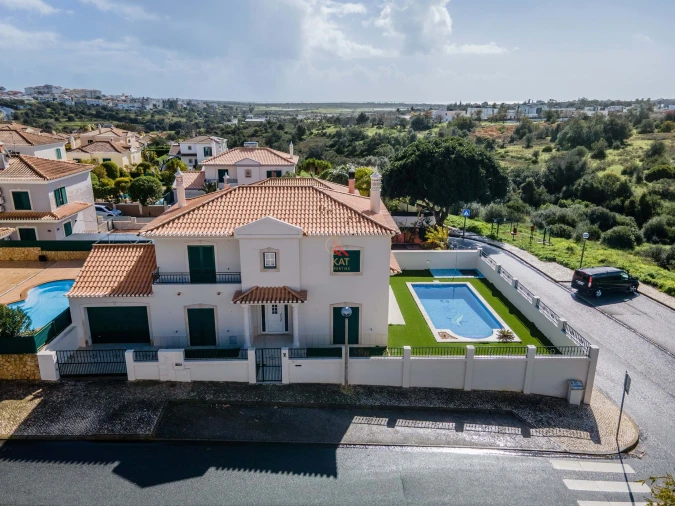 Moradia T3 para Venda em São Silvestre Foto 48