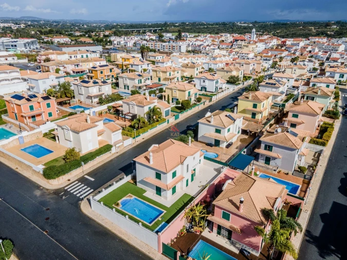 Moradia T3 para Venda em São Silvestre Foto 46