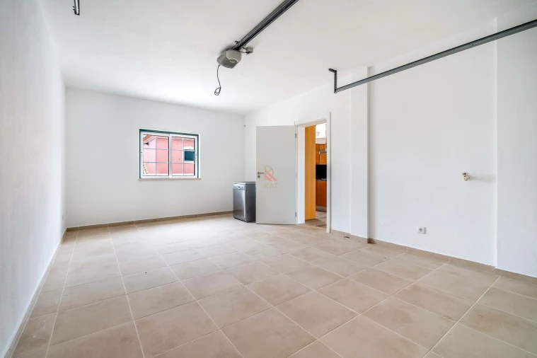 Moradia T3 para Venda em São Silvestre Foto 40