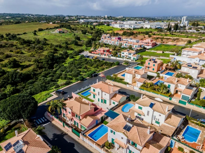 Moradia T3 para Venda em São Silvestre Foto 45