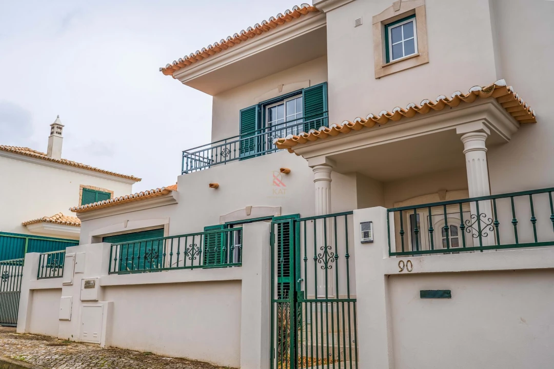 Moradia T3 para Venda em São Silvestre Foto 3