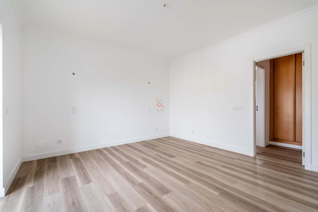 Moradia T3 para Venda em São Silvestre Foto 34