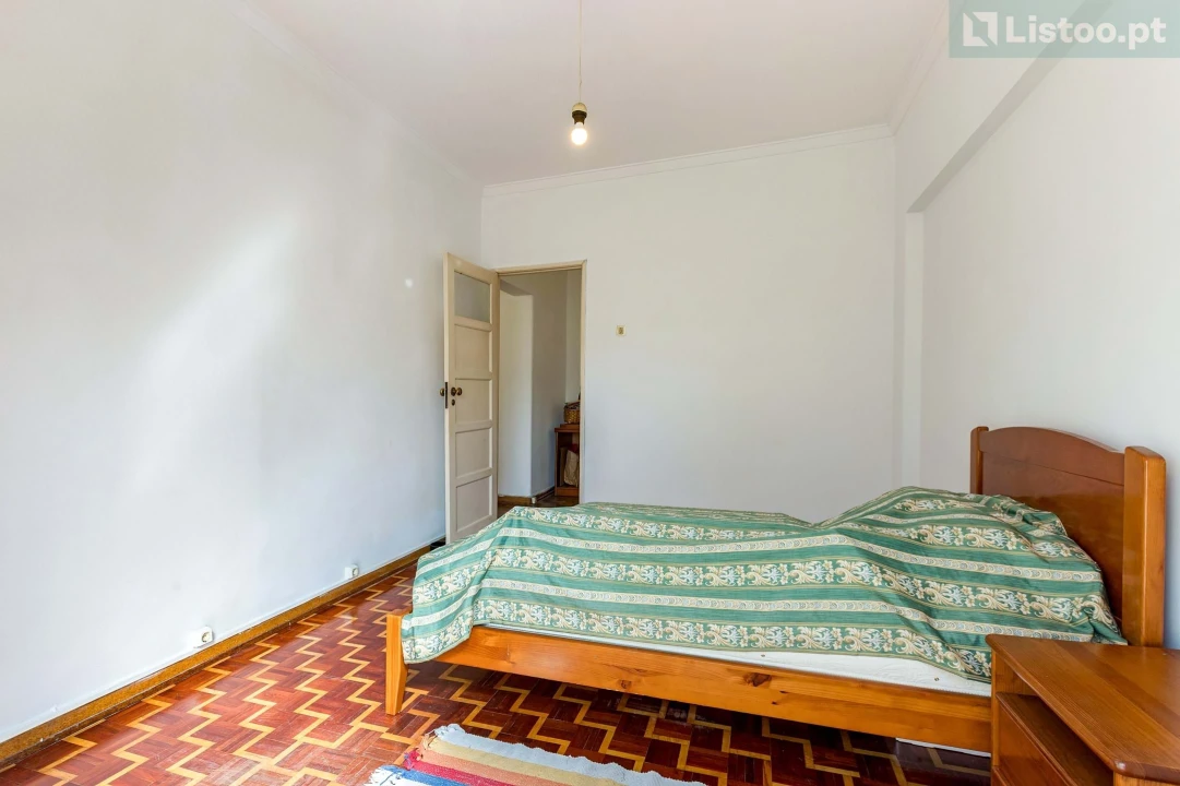 Apartamento T4 para Venda em Lumiar Foto 7