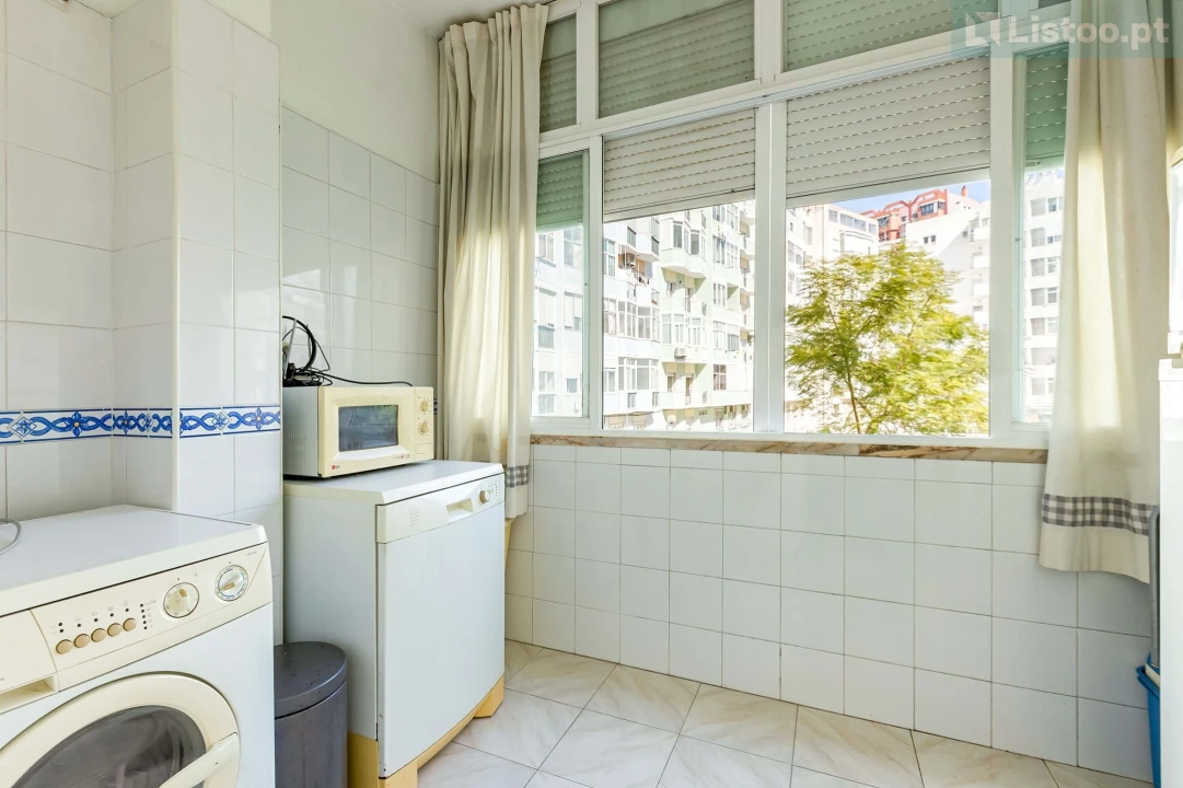 Apartamento T4 para Venda em Lumiar Foto 21