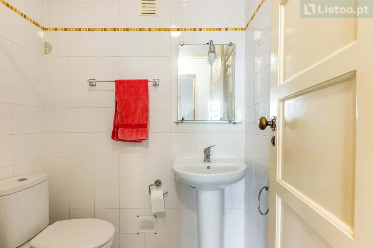 Apartamento T4 para Venda em Lumiar Foto 23