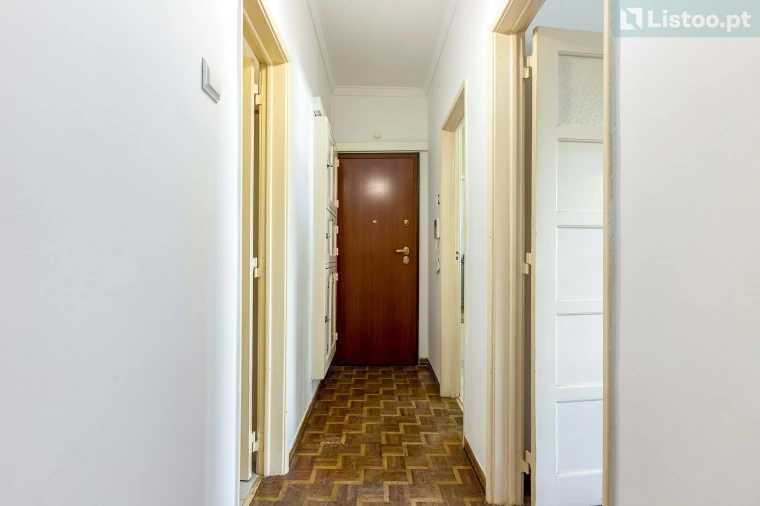 Apartamento T4 para Venda em Lumiar Foto 25