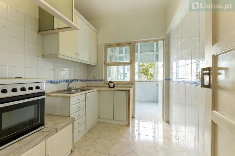 Apartamento T4 para Venda em Lumiar Foto 15