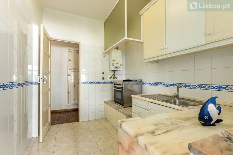 Apartamento T4 para Venda em Lumiar Foto 18