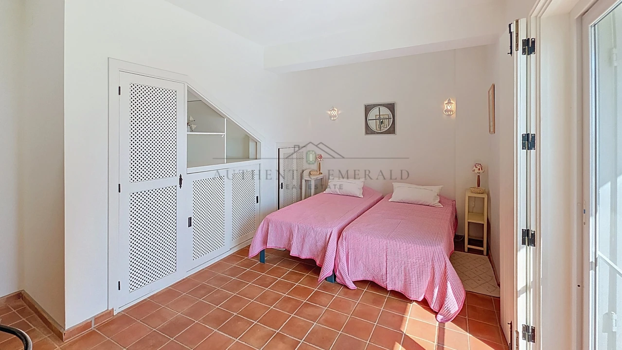 Moradia T4 para Venda em Loule (São Clemente) Foto 18