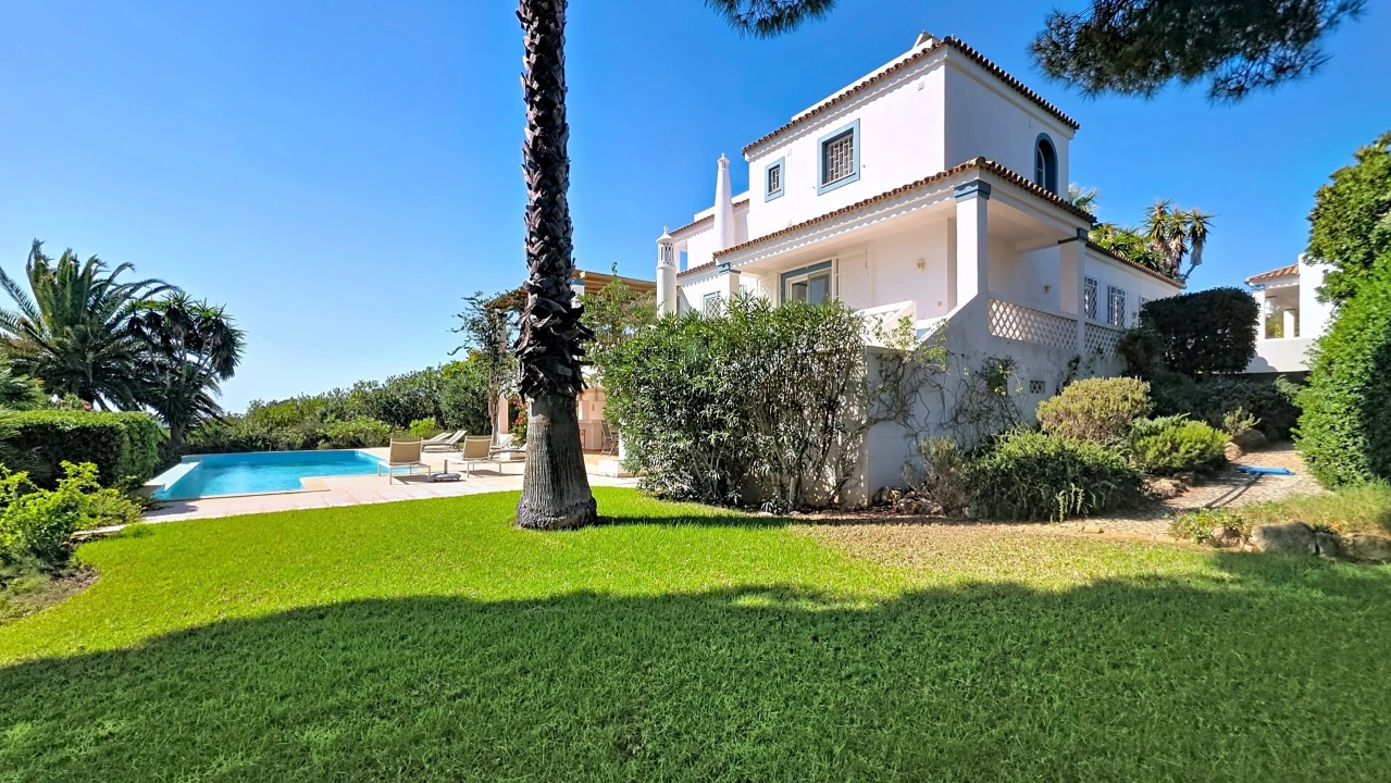 Moradia T4 para Venda em Loule (São Clemente) Foto 24