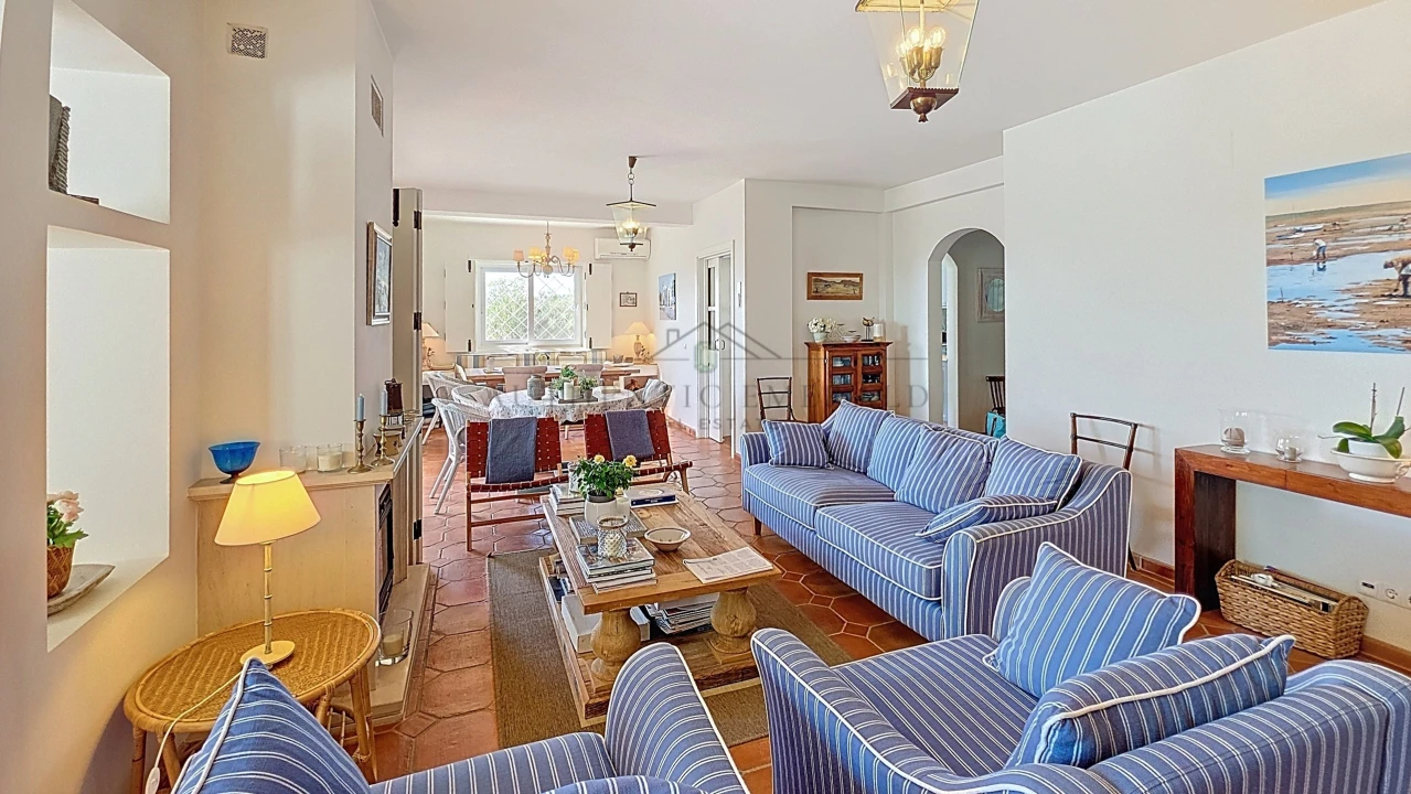 Moradia T4 para Venda em Loule (São Clemente) Foto 5