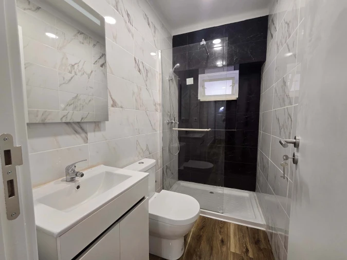 Moradia T4 para Venda em Santa Iria de Azoia, São João da Talha e Bobadela Foto 13