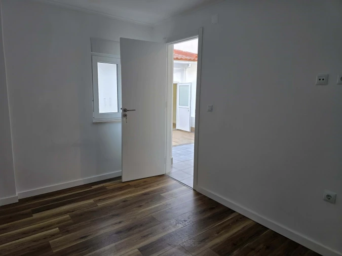 Moradia T4 para Venda em Santa Iria de Azoia, São João da Talha e Bobadela Foto 22