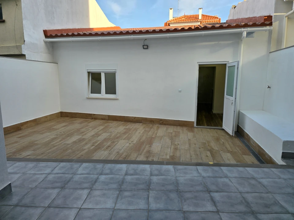 Moradia T4 para Venda em Santa Iria de Azoia, São João da Talha e Bobadela Foto 23