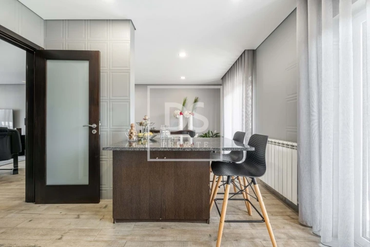 Apartamento T3 para Venda em Carrazedo Foto 6