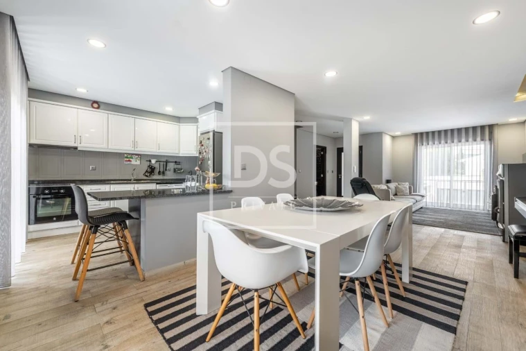 Apartamento T3 para Venda em Carrazedo Foto 4