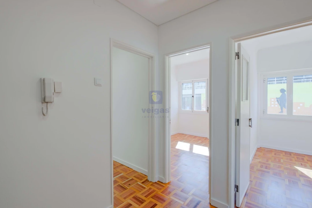 Apartamento T3 para Venda em Águas Livres Foto 6