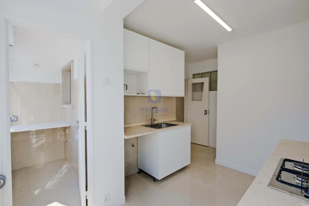 Apartamento T3 para Venda em Águas Livres Foto 21