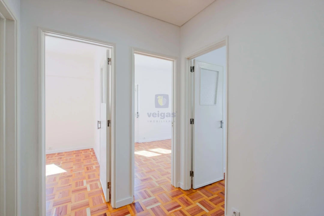 Apartamento T3 para Venda em Águas Livres Foto 5