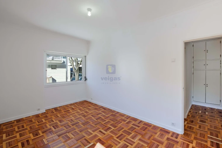 Apartamento T3 para Venda em Águas Livres Foto 9