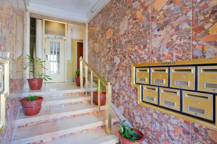 Apartamento T3 para Venda em Águas Livres Foto 30