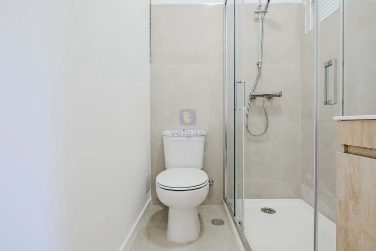 Apartamento T3 para Venda em Águas Livres Foto 13