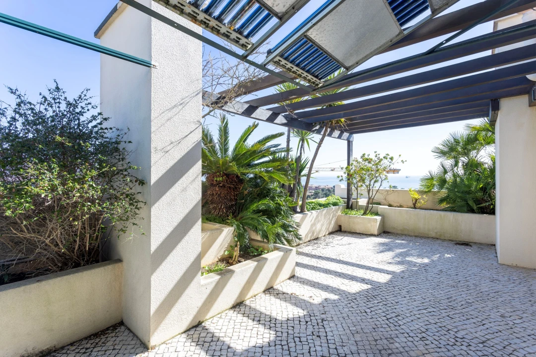 Apartamento T5 para Venda em Cascais e Estoril Foto 1