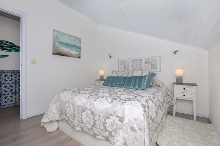 Apartamento T1 para Venda em Sesimbra (Santiago) Foto 9