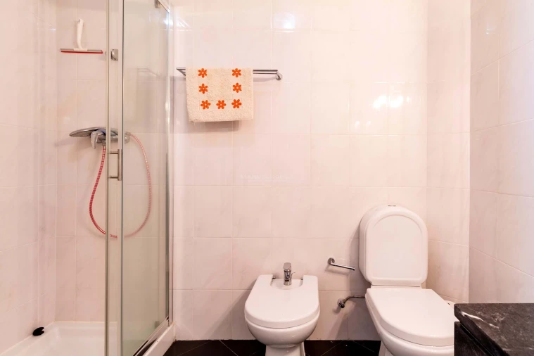 Apartamento T1 para Arrendamento em Caparica e Trafaria Foto 6