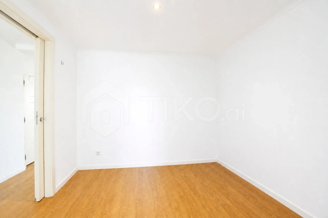 Apartamento T1 para Venda em Misericórdia Foto 10