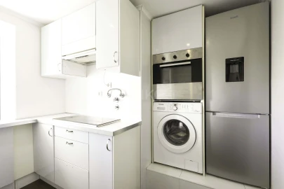 Apartamento T1 para Venda em Misericórdia