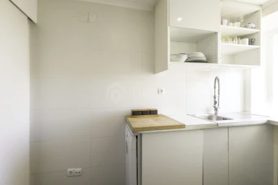 Apartamento T1 para Venda em Misericórdia